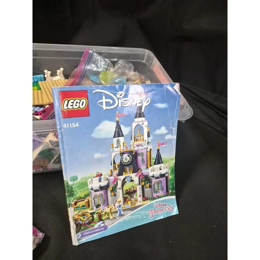 Lego 41154 Disney Cinderella Dream Castle 2018 Retired Castle + Extra Misc Sets